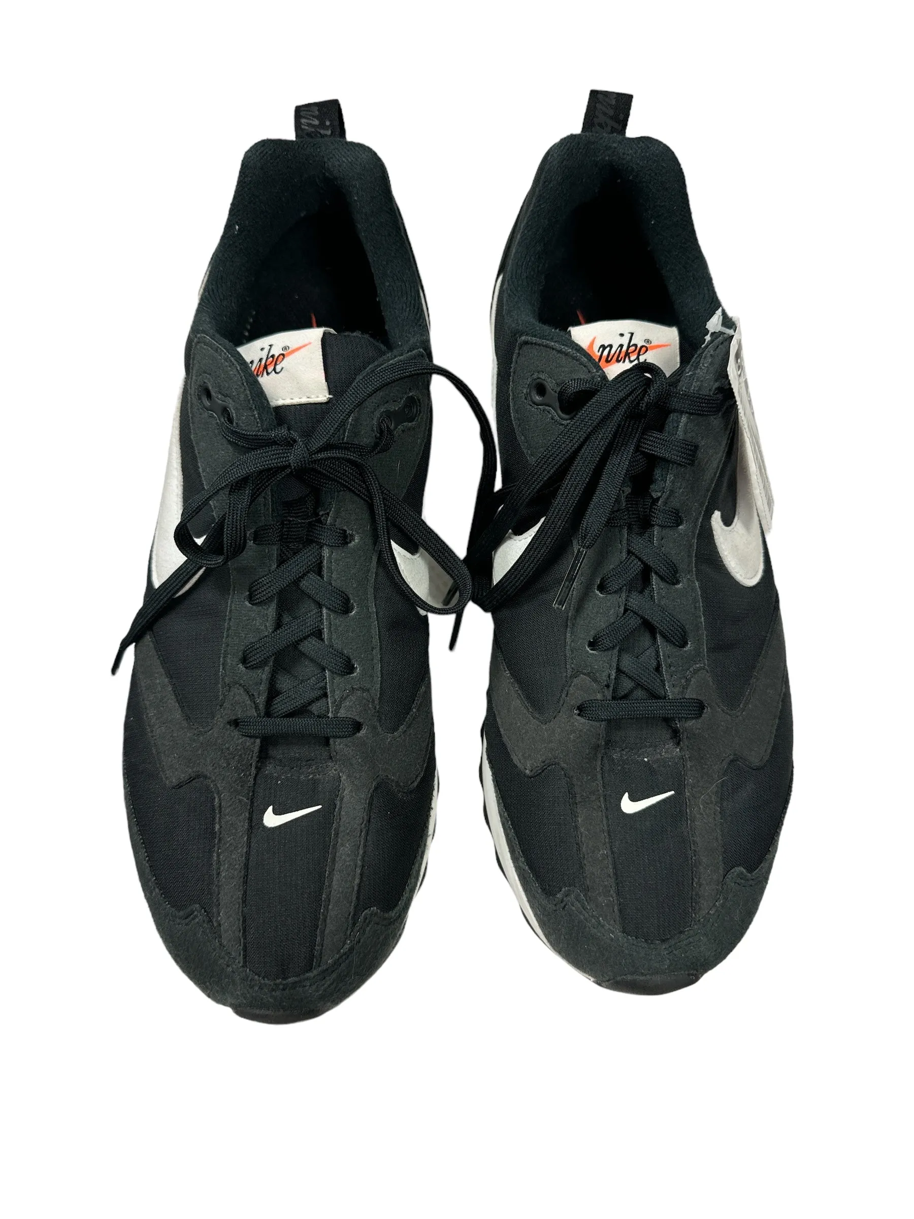 Black Shoes Sneakers Nike, Size 10