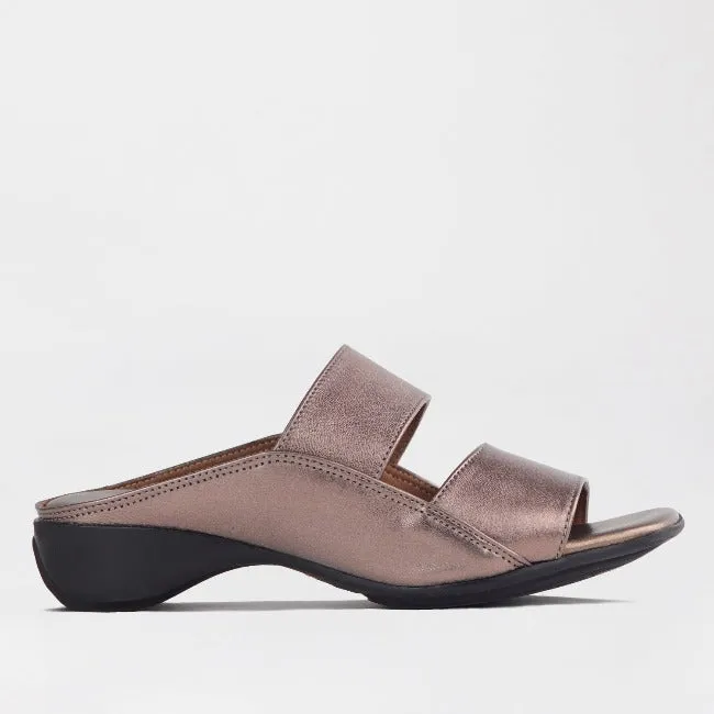 Slip-on Mule Sandal in Lead Pearl- 12317