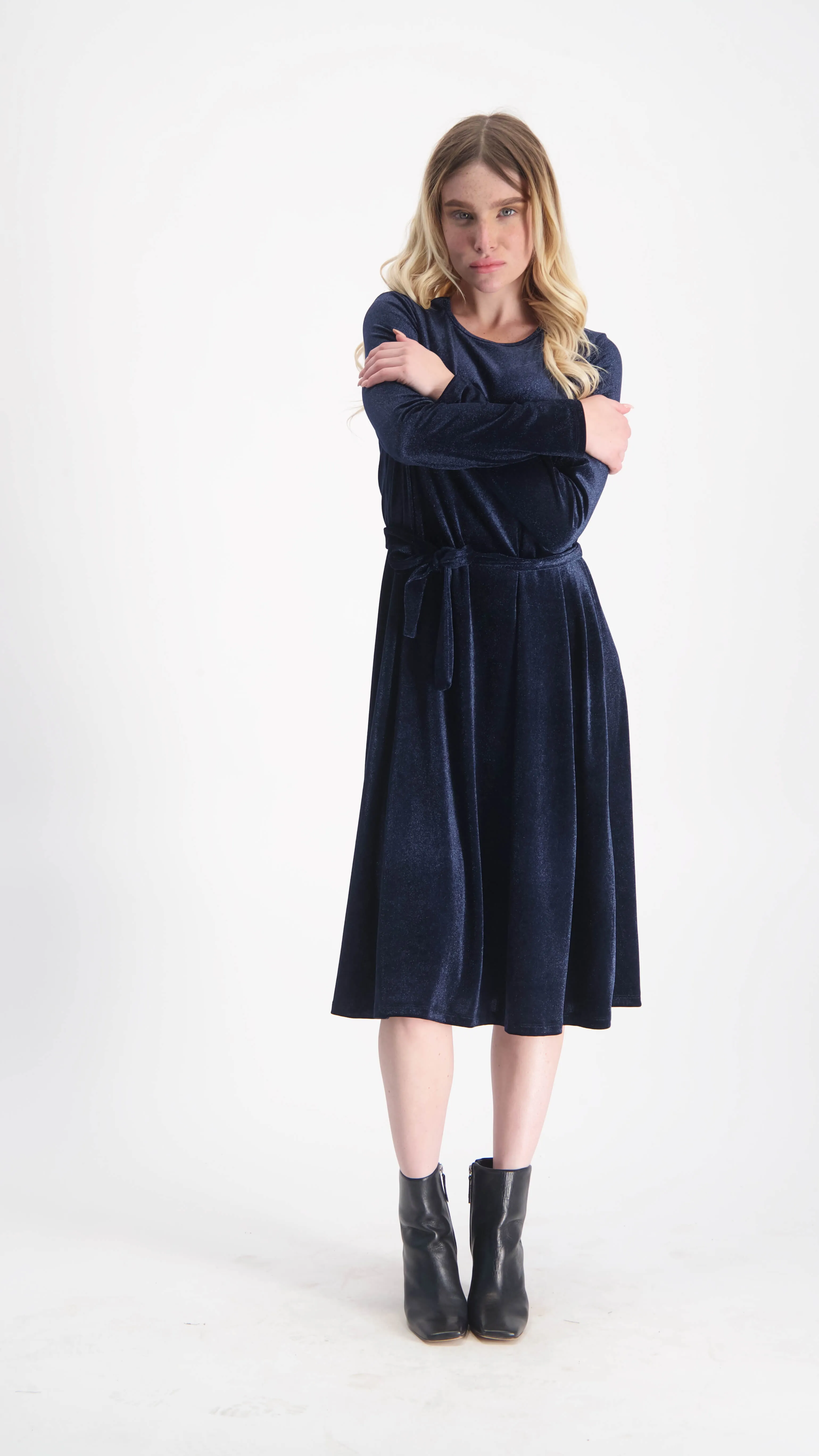 Velvet A-line Dress With Belt / Navy Shine